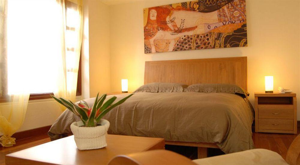Hotel Casa Deco Bogota Bagian luar foto