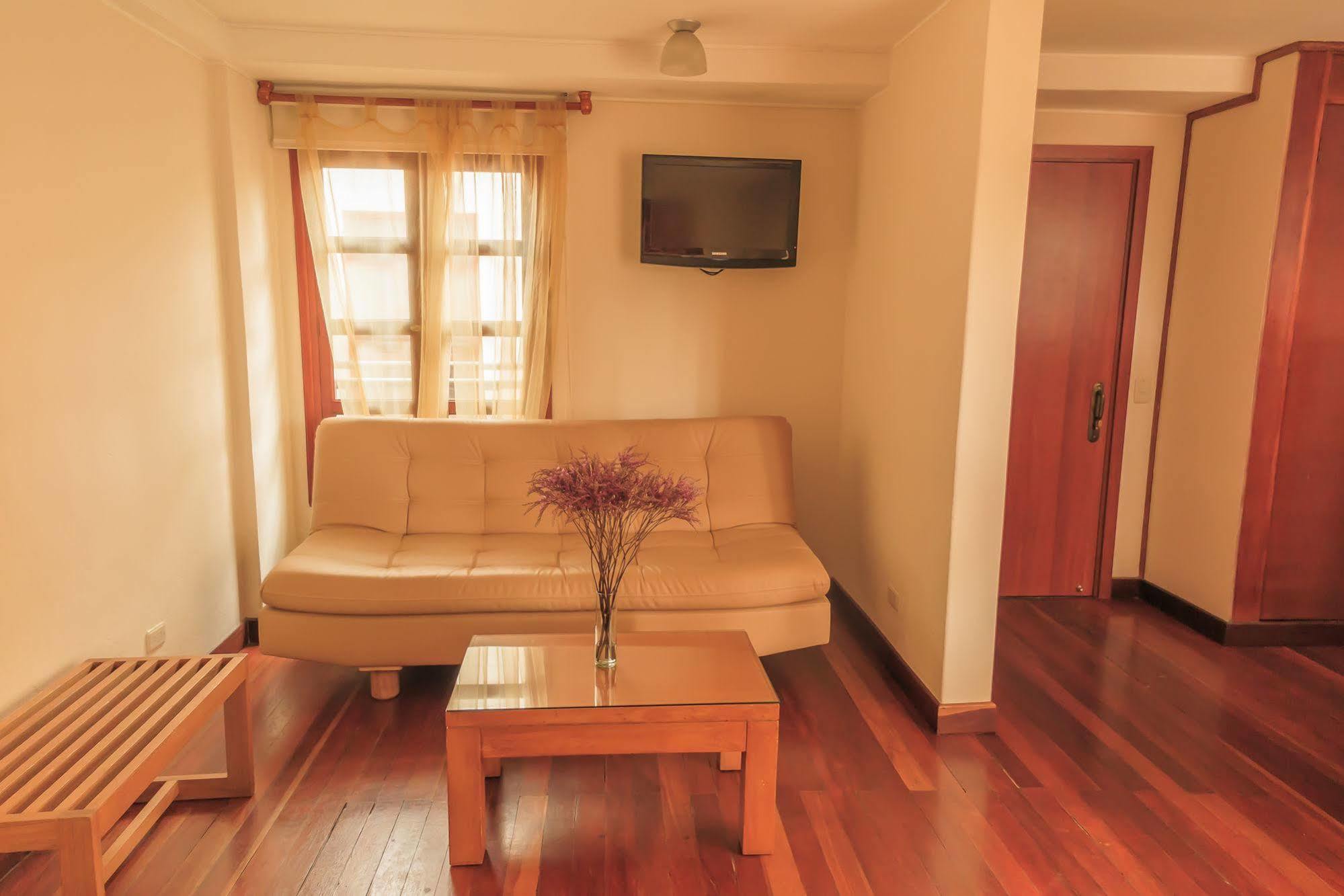 Hotel Casa Deco Bogota Bagian luar foto