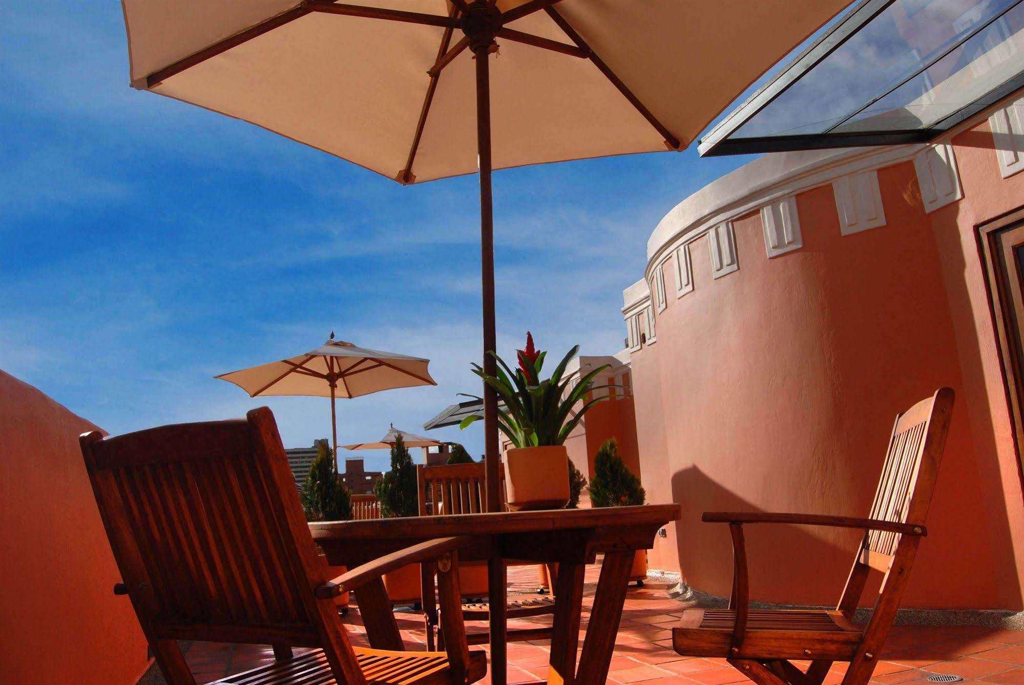 Hotel Casa Deco Bogota Bagian luar foto